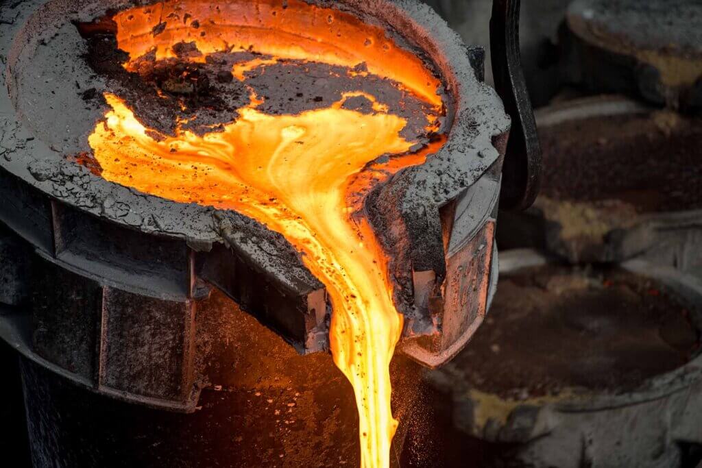 Everything You Need To Know About Cast Iron: Types, Properties, and Applications